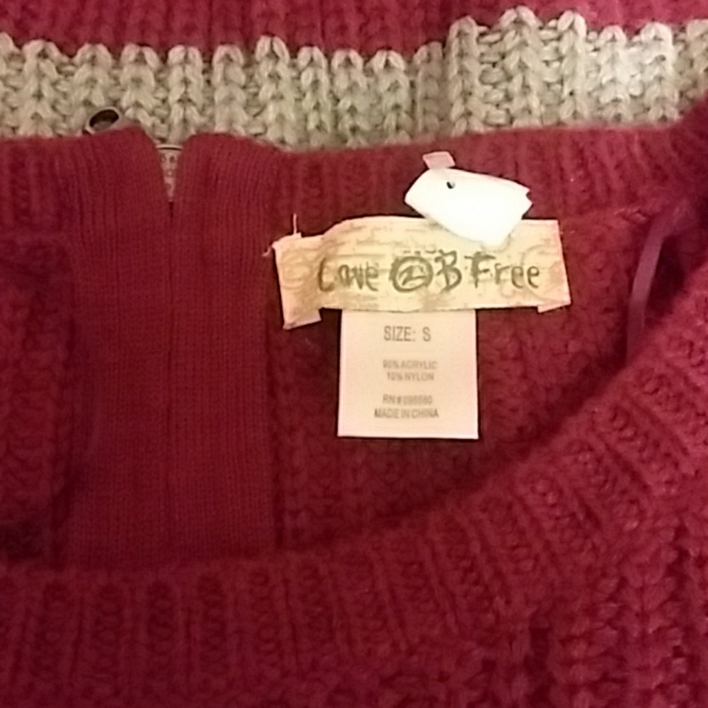 Sweater / small - Picture 5 of 6